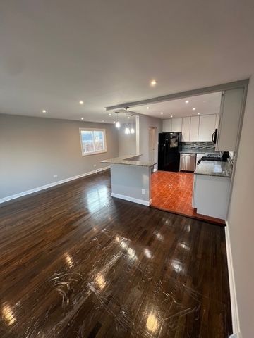 10020 S Union Avenue, Chicago, IL 60628