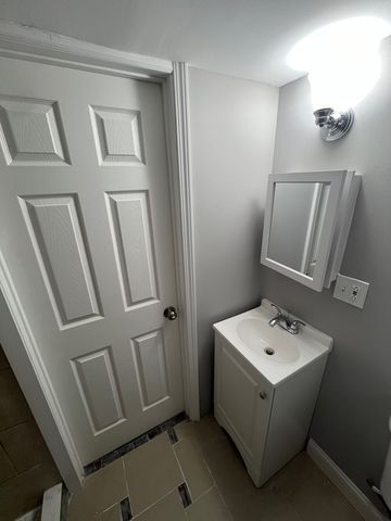 10020 S Union Avenue, Chicago, IL 60628