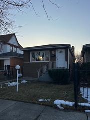 10020 S Union Avenue, Chicago, IL 60628