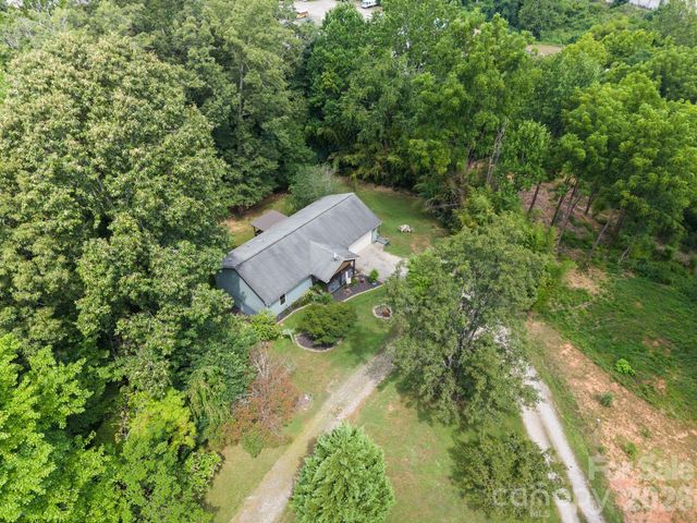 34 Grandview Court, Asheville, NC 28806