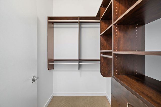 303 W OHIO Street 1901, Chicago, IL 60654