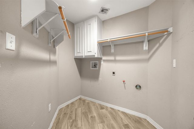 3103 Spring Stuebner Road, Spring, TX 77389
