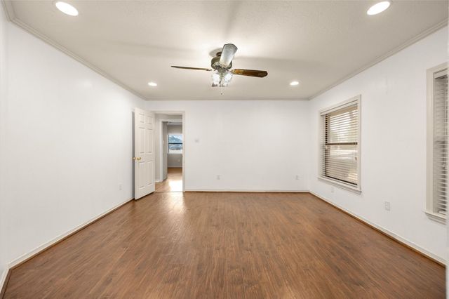 3103 Spring Stuebner Road, Spring, TX 77389