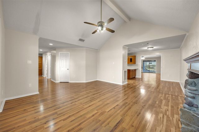 3103 Spring Stuebner Road, Spring, TX 77389
