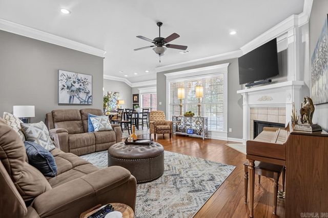 2608 Whitewood, Sherwood, AR 72120
