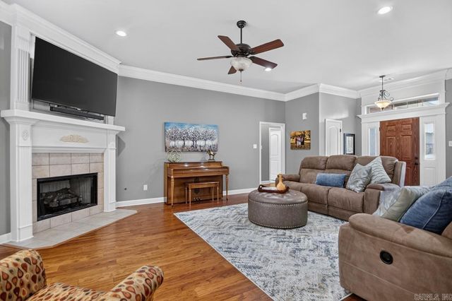 2608 Whitewood, Sherwood, AR 72120