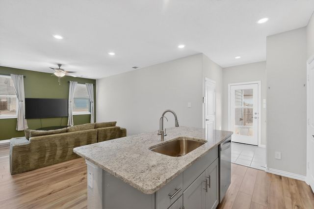 2927 Brittlebush Drive, Fort Worth, TX 76108