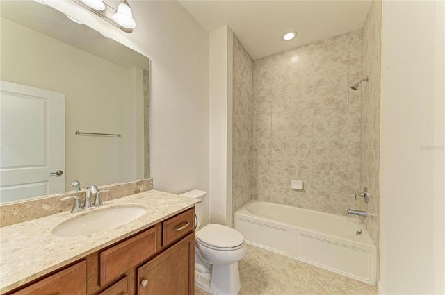 1246 RIVERSCAPE STREET, Bradenton, FL 34208