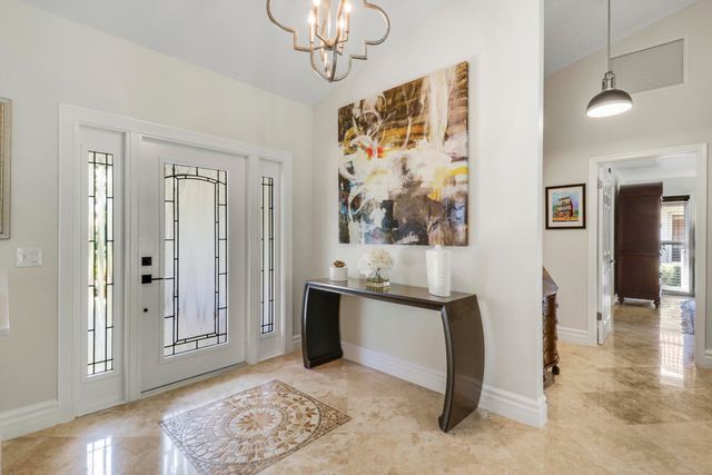 1 Durness Court, Palm Beach Gardens, FL 33418