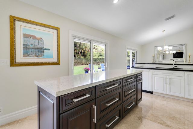 1 Durness Court, Palm Beach Gardens, FL 33418