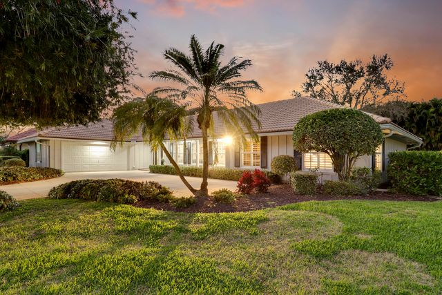 1 Durness Court, Palm Beach Gardens, FL 33418