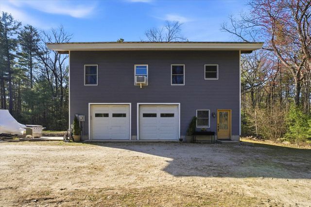 1 Deer Crossing Circle, Londonderry, NH 03053