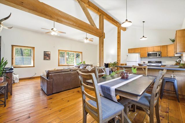 1 Deer Crossing Circle, Londonderry, NH 03053