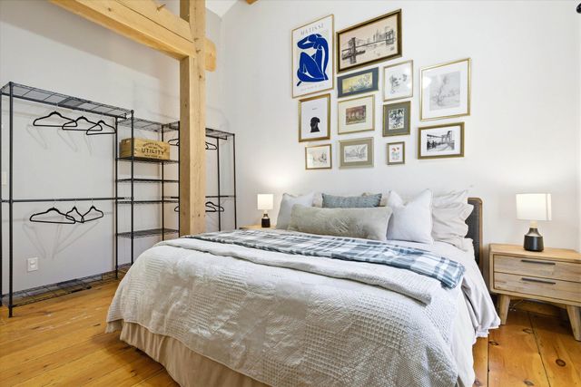 1 Deer Crossing Circle, Londonderry, NH 03053