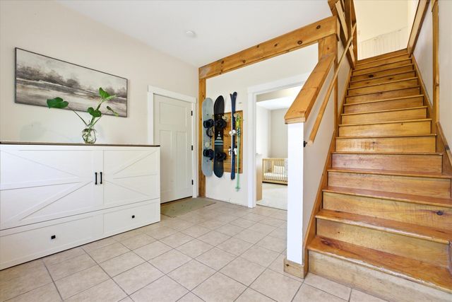 1 Deer Crossing Circle, Londonderry, NH 03053