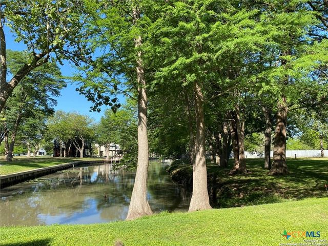 114 Cypress Way, Mcqueeney, TX 78123