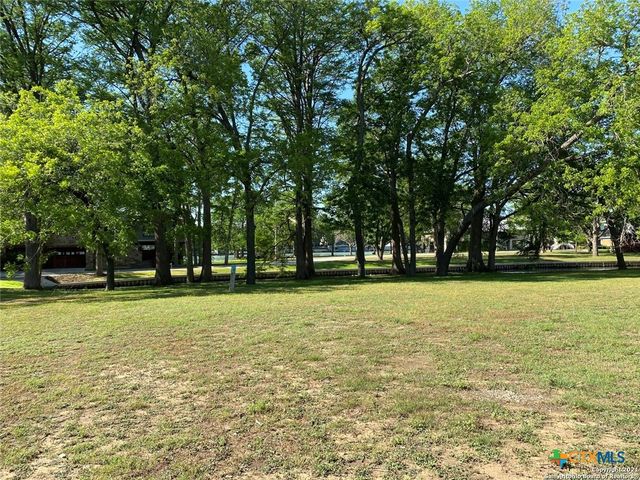 114 Cypress Way, Mcqueeney, TX 78123