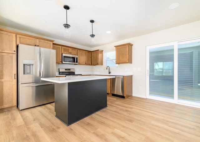 5312 Athlone Road, Fitchburg, WI 53711