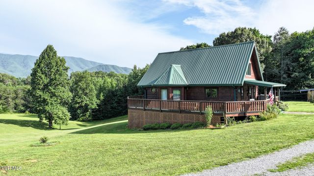 1600 Red Hill Road, Greeneville, TN 37743