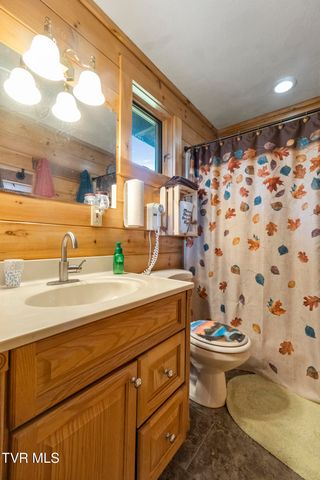 1600 Red Hill Road, Greeneville, TN 37743