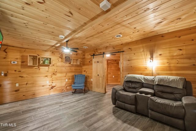 1600 Red Hill Road, Greeneville, TN 37743