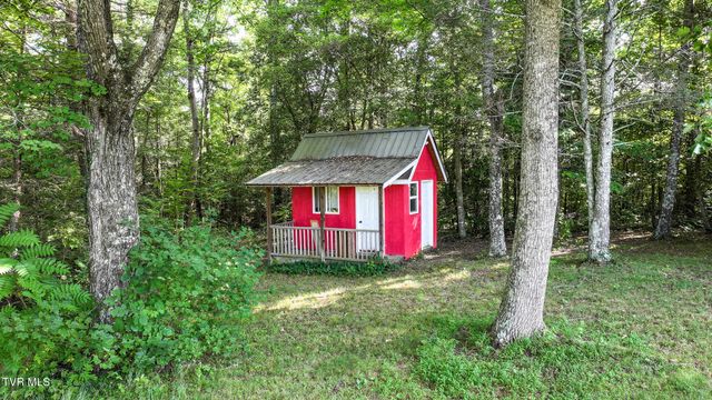 1600 Red Hill Road, Greeneville, TN 37743