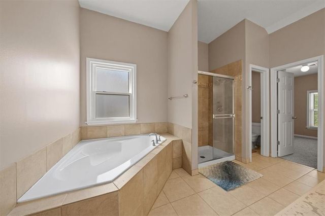 11207 W 116th Terrace, Overland Park, KS 66210