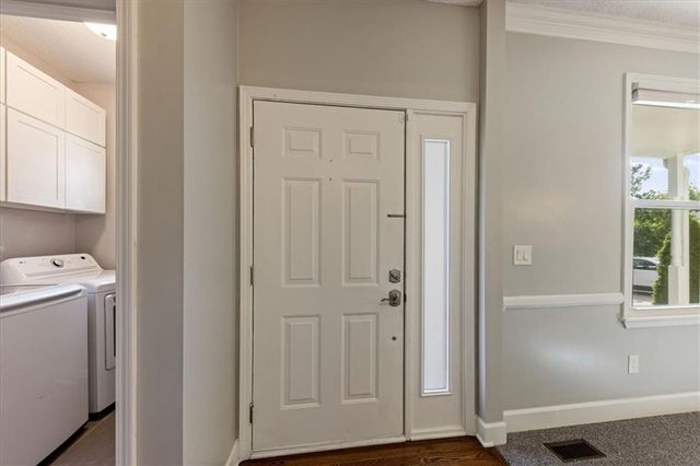 11207 W 116th Terrace, Overland Park, KS 66210
