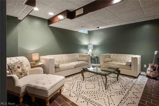 559 Alliance Drive, Sagamore Hills, OH 44067