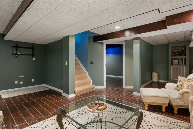 559 Alliance Drive, Sagamore Hills, OH 44067