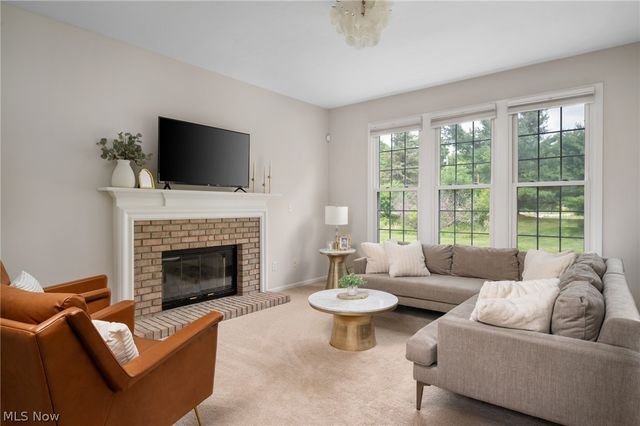 559 Alliance Drive, Sagamore Hills, OH 44067