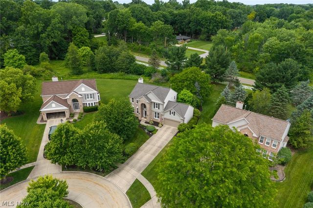 559 Alliance Drive, Sagamore Hills, OH 44067