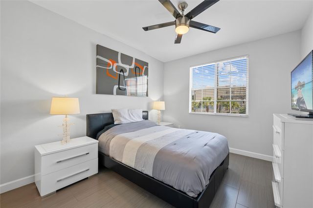 240 NE 2ND Street 6-F, Delray Beach, FL 33444