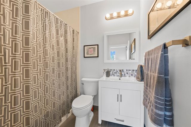 240 NE 2ND Street 6-F, Delray Beach, FL 33444
