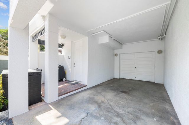 240 NE 2ND Street 6-F, Delray Beach, FL 33444