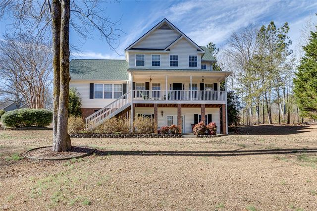 148 Browning Heights Way, Central, SC 29630