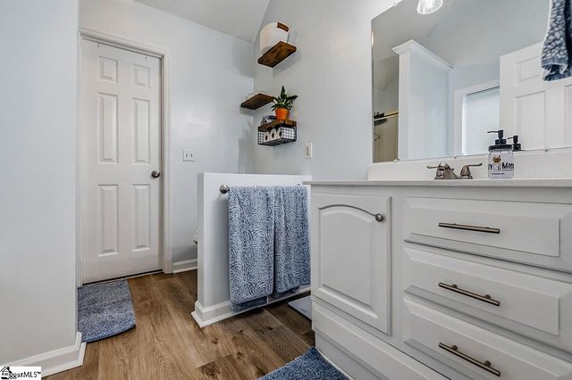 16 Fawndale Lane, Fountain Inn, SC 29644