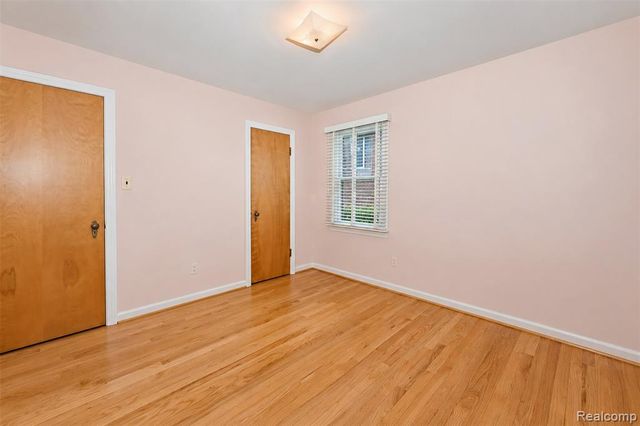 2323 Elmhurst Avenue, Royal Oak, MI 48073