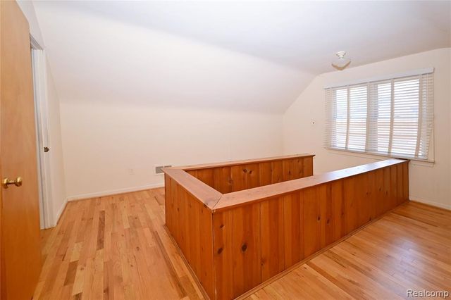 2323 Elmhurst Avenue, Royal Oak, MI 48073