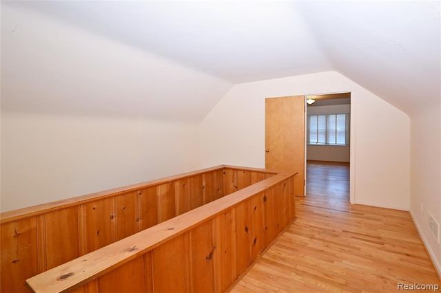 2323 Elmhurst Avenue, Royal Oak, MI 48073