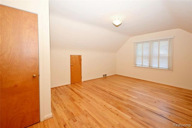 2323 Elmhurst Avenue, Royal Oak, MI 48073