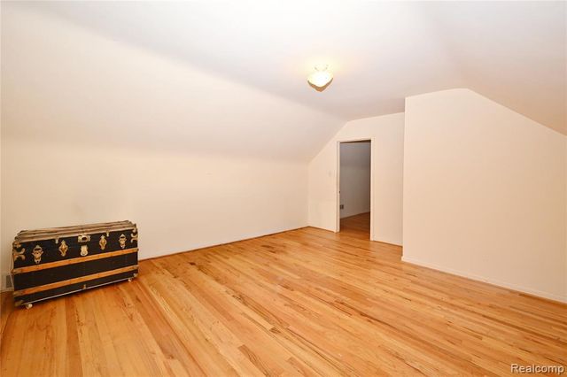 2323 Elmhurst Avenue, Royal Oak, MI 48073