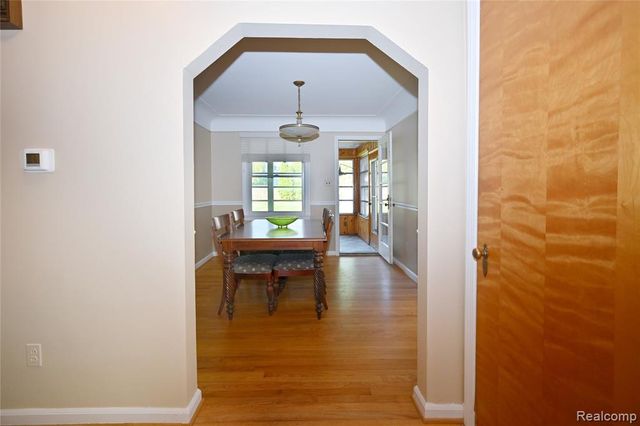 2323 Elmhurst Avenue, Royal Oak, MI 48073