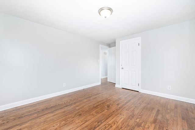 238 James Street, Newington, CT 06111