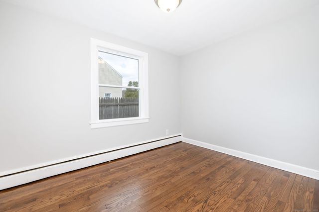 238 James Street, Newington, CT 06111