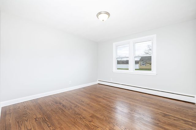 238 James Street, Newington, CT 06111