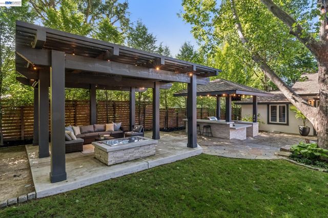 107 Sonora Ave, Danville, CA 94526