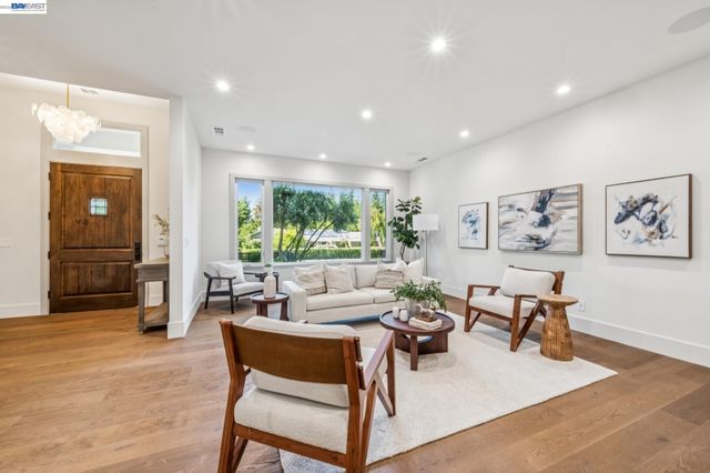107 Sonora Ave, Danville, CA 94526