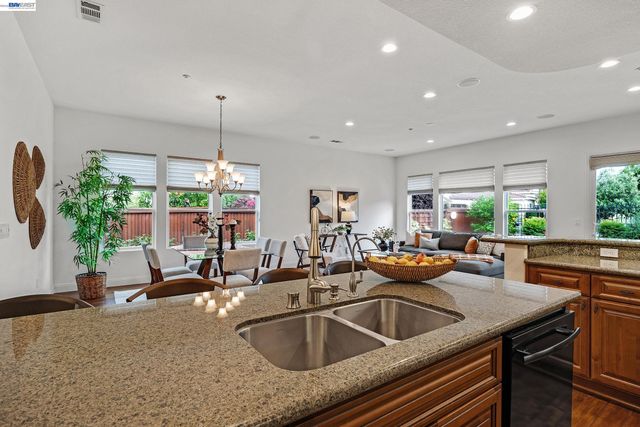 1741 Chardonnay Ln, Brentwood, CA 94513