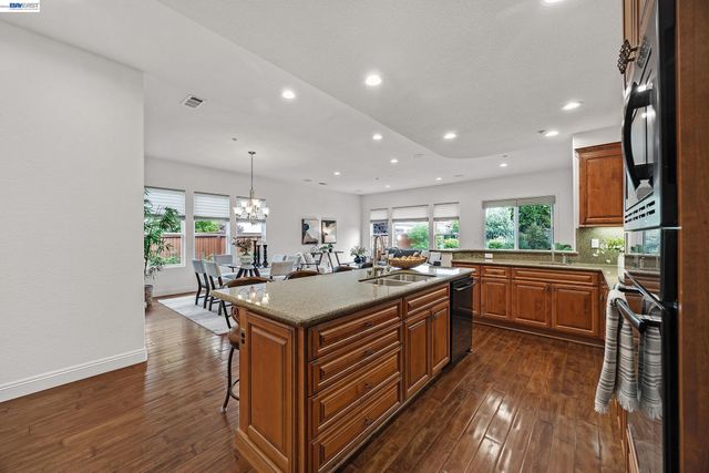 1741 Chardonnay Ln, Brentwood, CA 94513